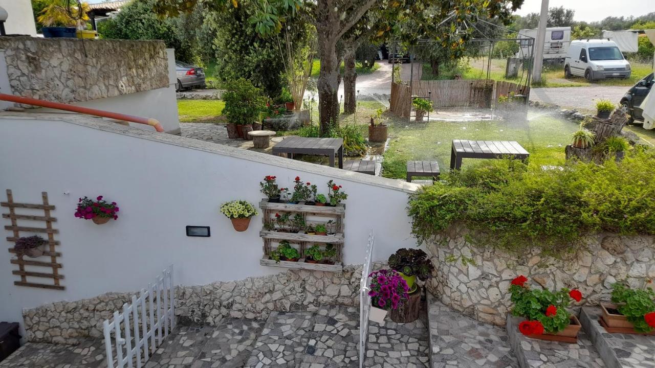 Bed and Breakfast La Macchia Melendugno Exterior foto