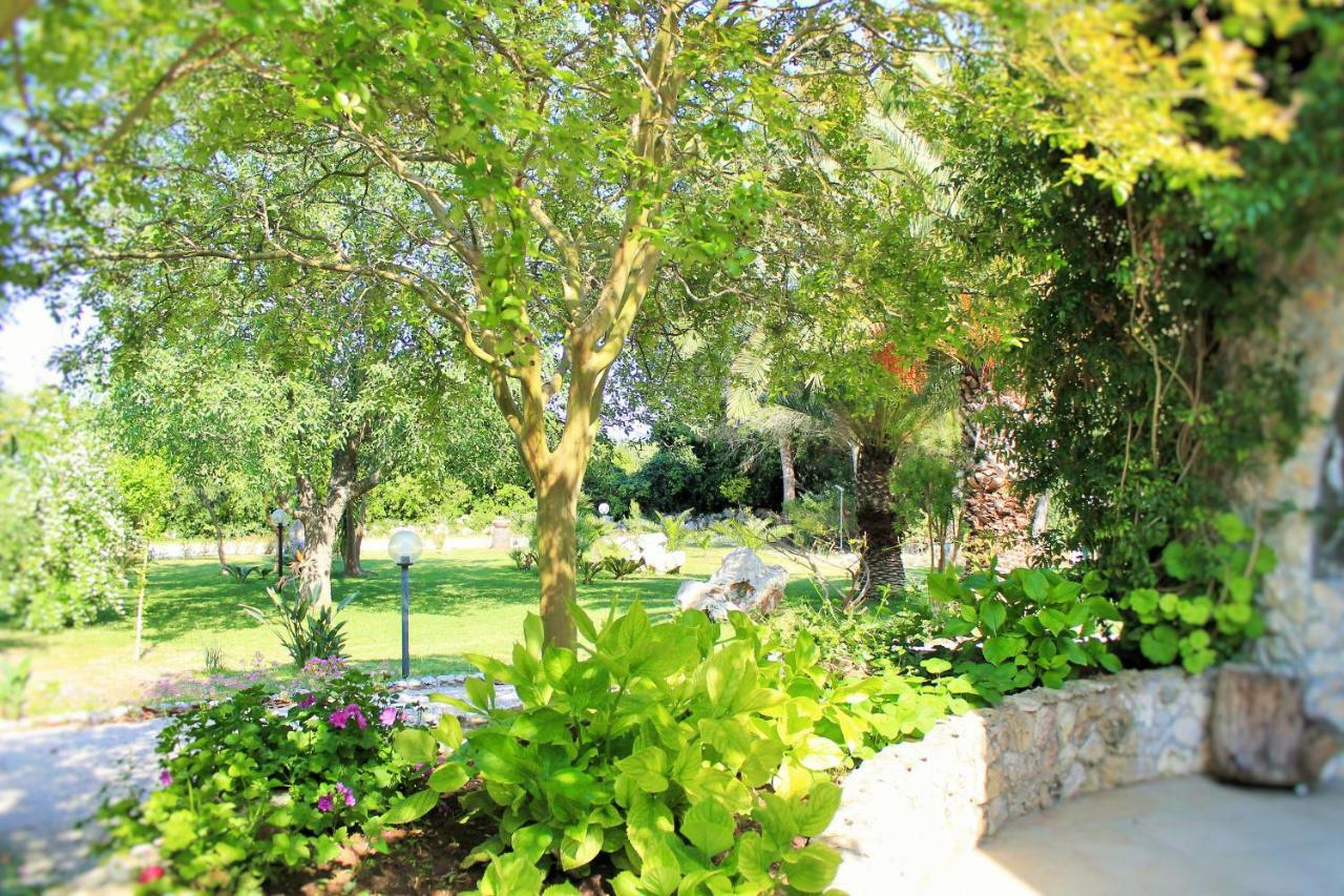Bed and Breakfast La Macchia Melendugno Exterior foto