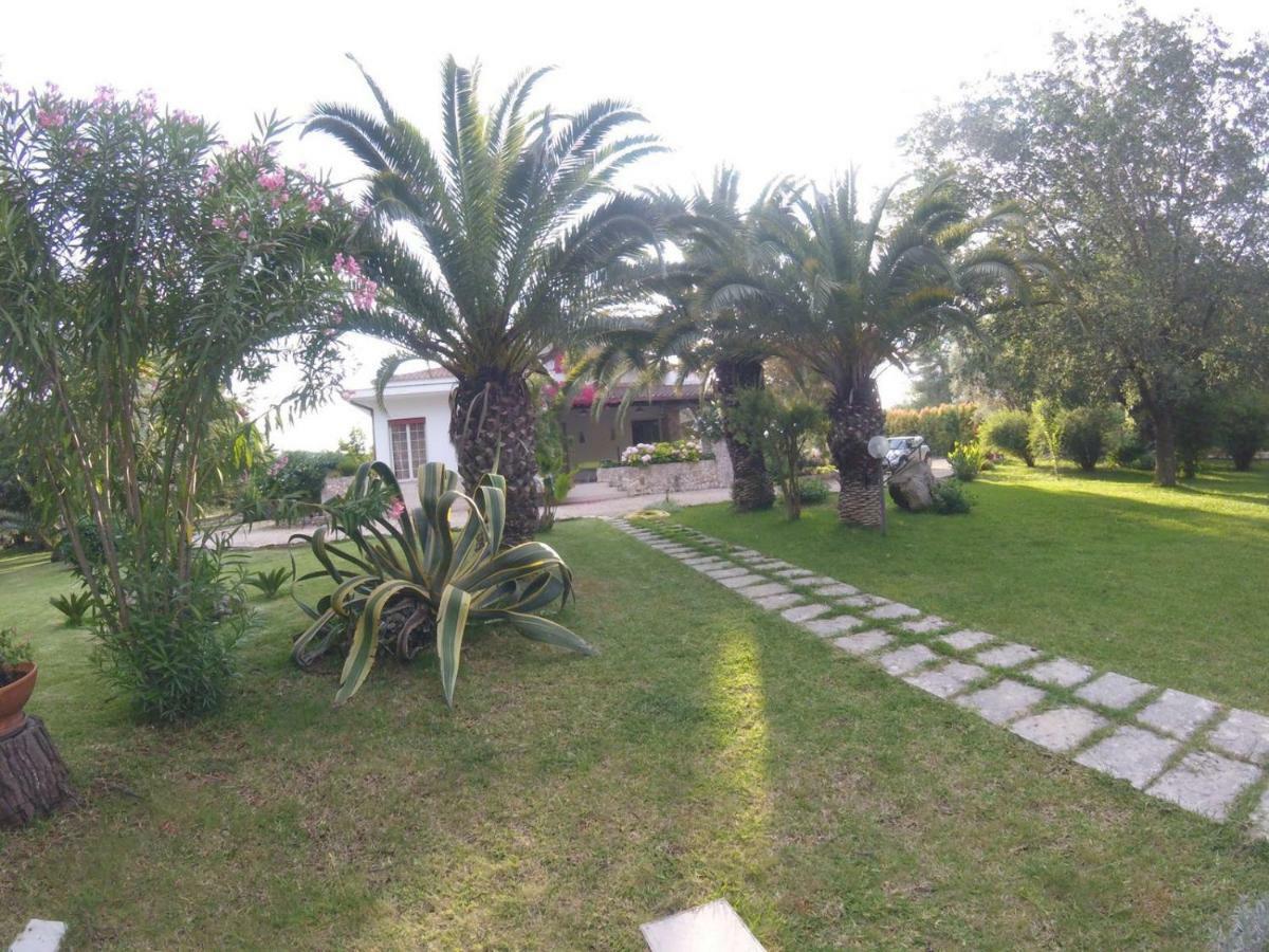 Bed and Breakfast La Macchia Melendugno Exterior foto