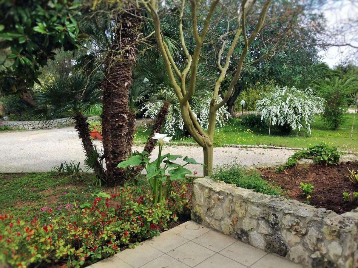 Bed and Breakfast La Macchia Melendugno Exterior foto