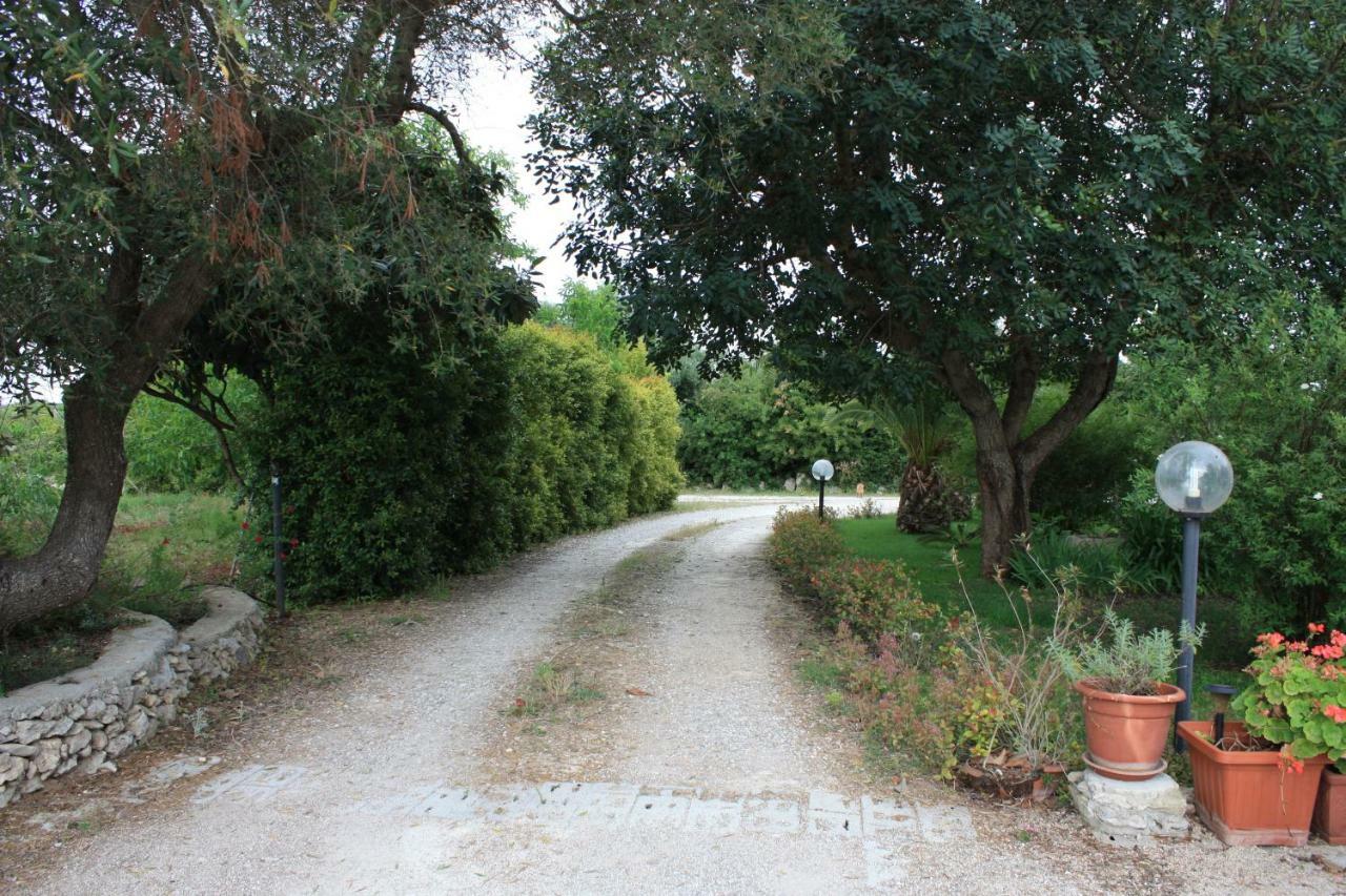 Bed and Breakfast La Macchia Melendugno Exterior foto