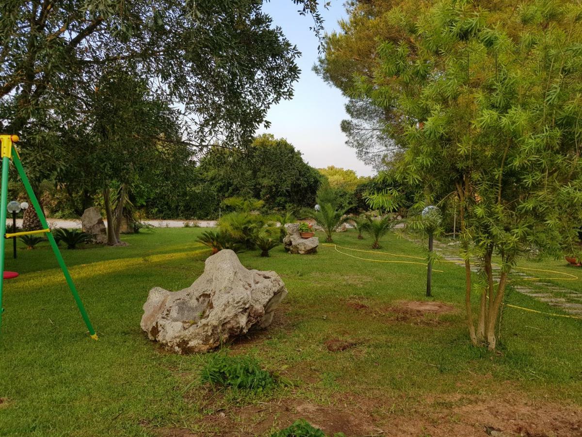 Bed and Breakfast La Macchia Melendugno Exterior foto